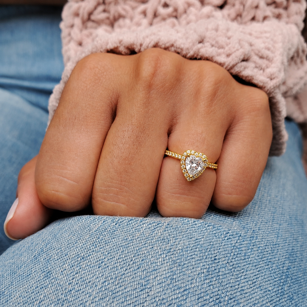 Gold Heart Halo Ring