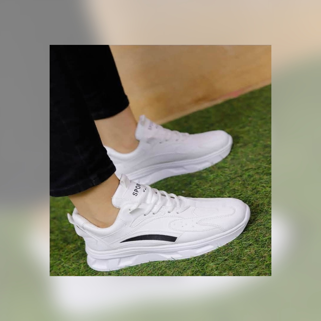 Blanc sport chunky sole sneakers in all white