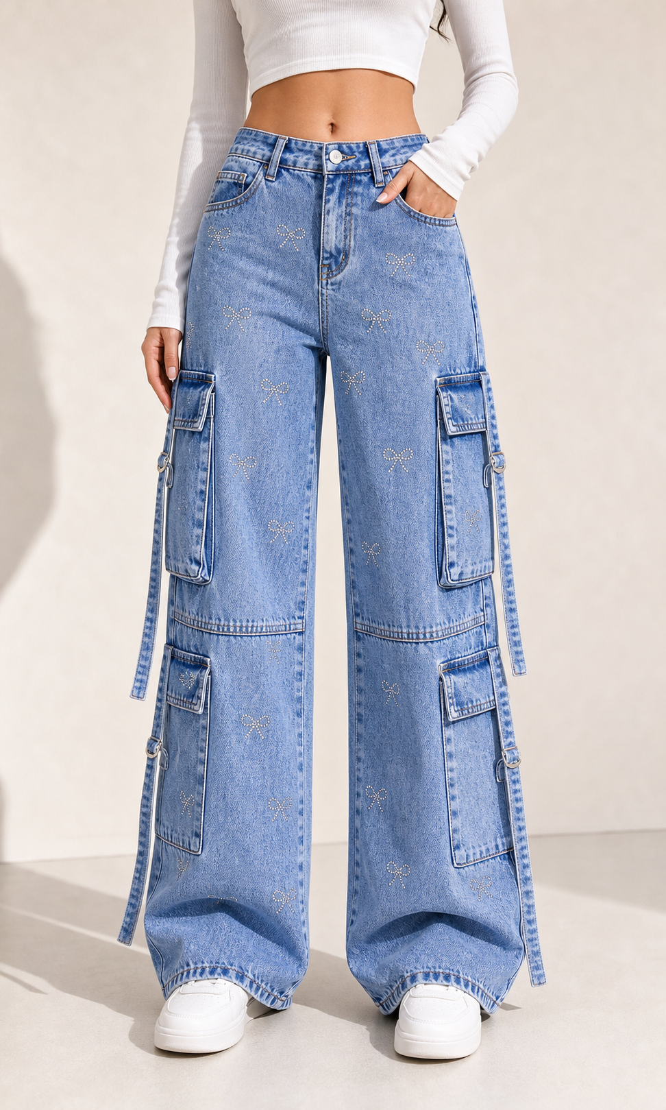 Bow Detail Wide-Leg Jeans in light blue
