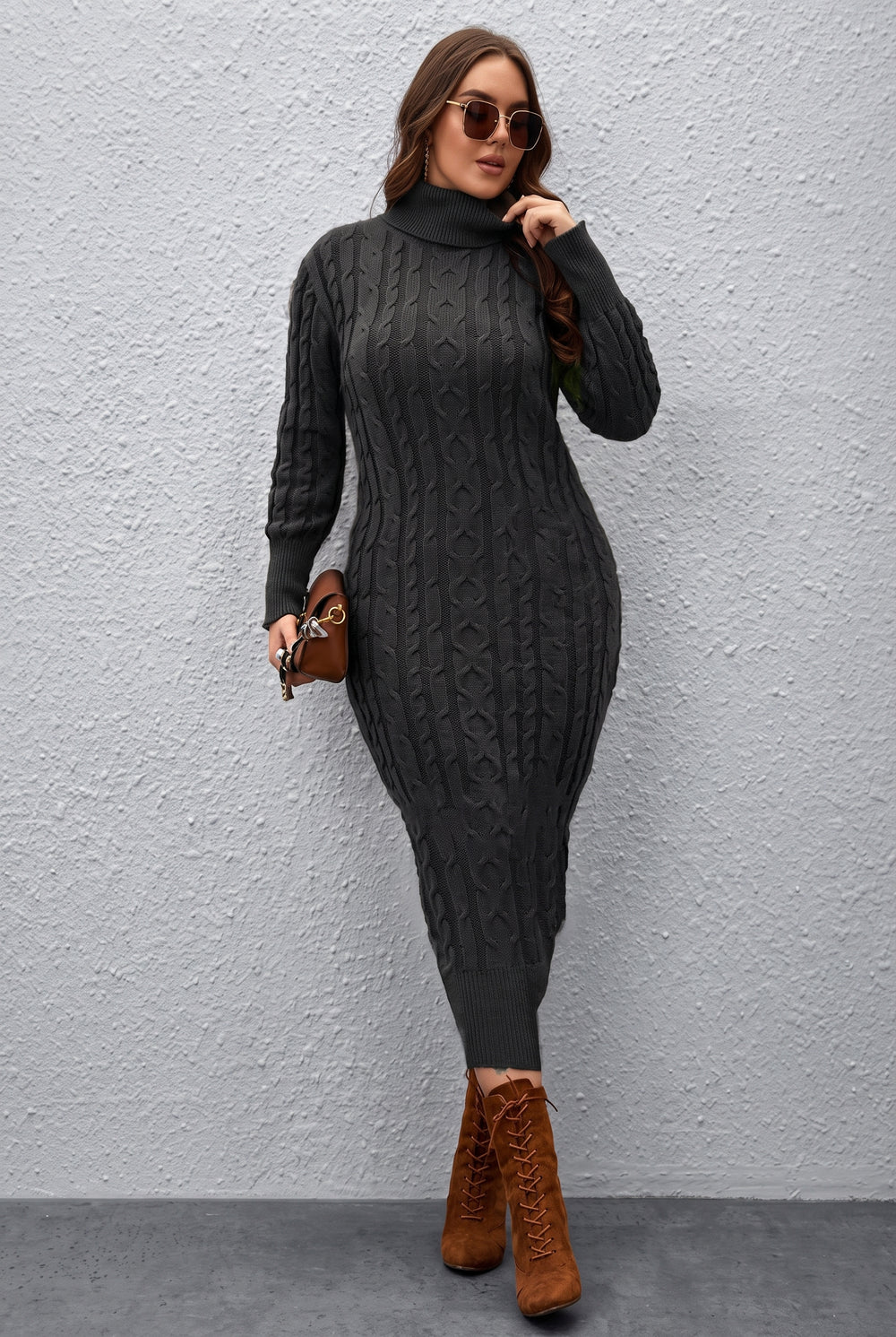 Cable knit turtleneck sweater dress - Black
