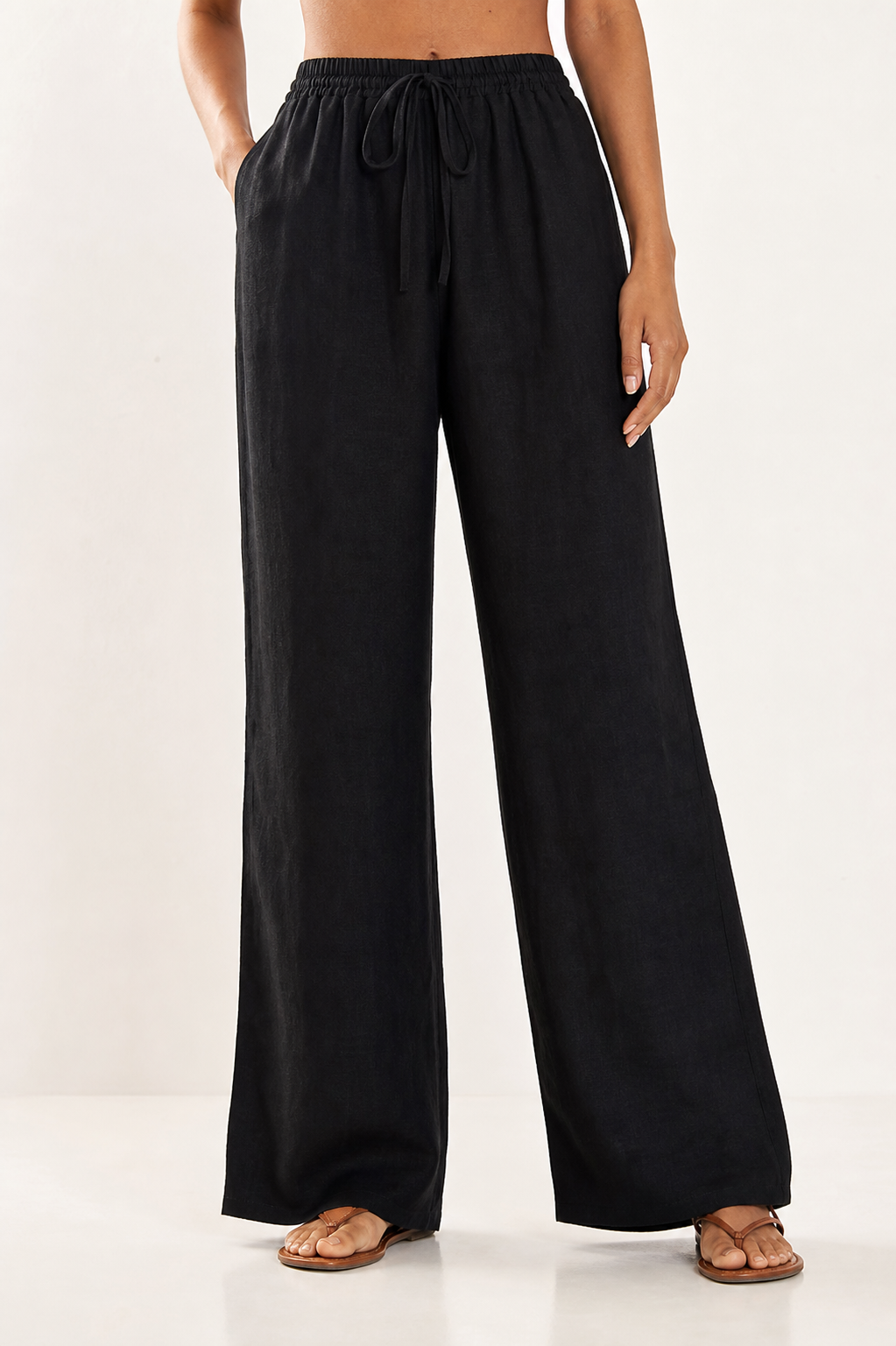 Linen Pants in Black