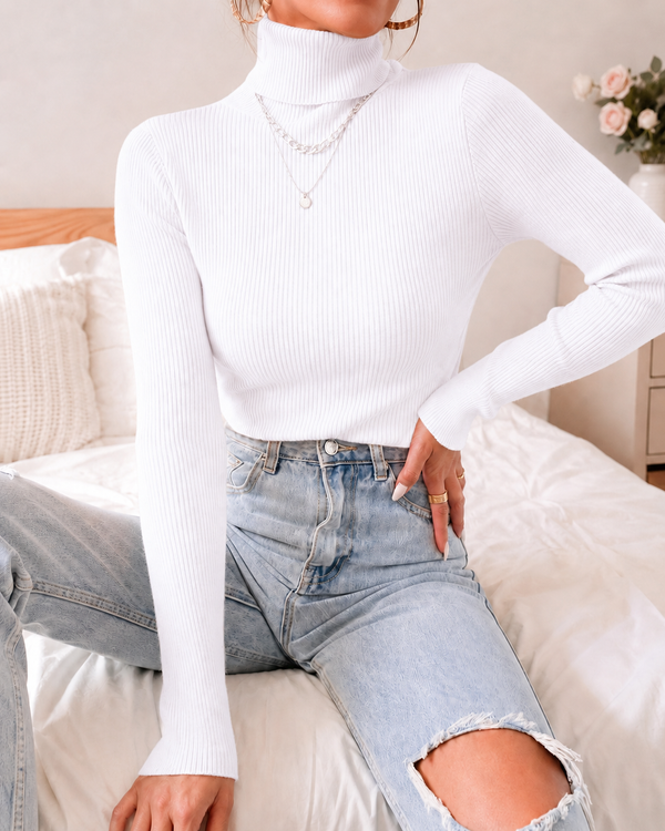 Ribbed Turtleneck Long-Sleeve Top
